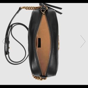 "GG MARMONT SMALL MATELASSÉ SHOULDER BAG",